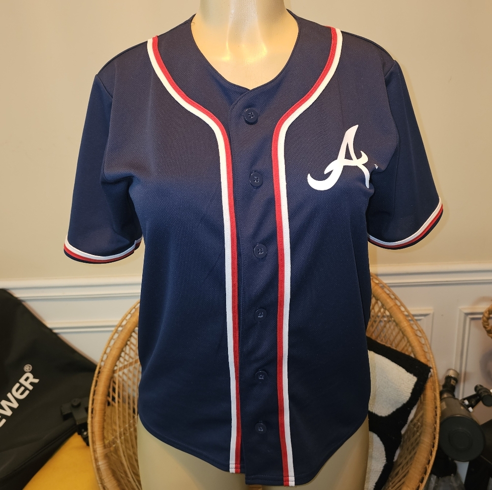 Never Worn. Atlanta Braves Baseball Button Up Jersey. **Read Description**